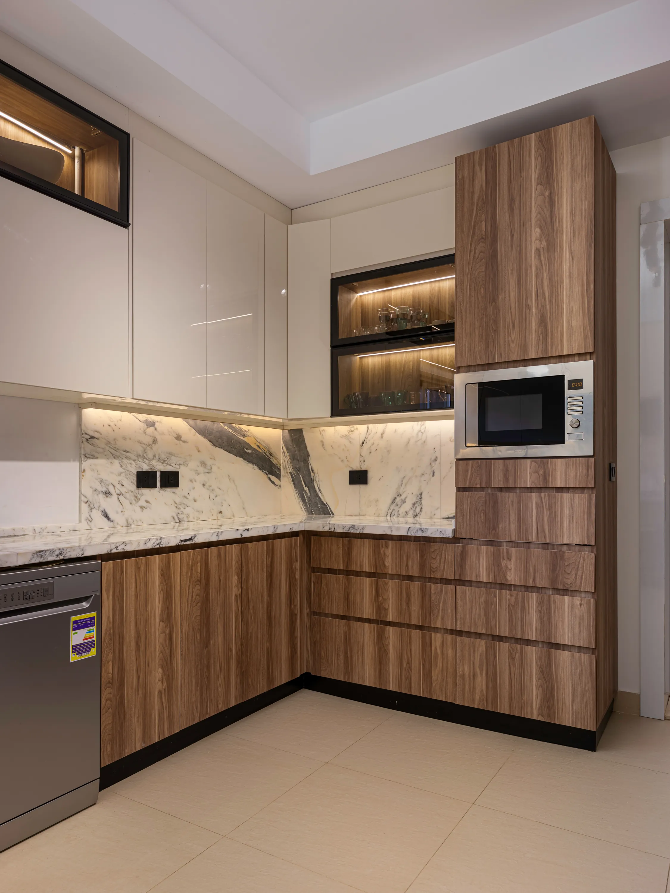 New Giza Villa — custom furniture by Modoro, New Giza, photo 2