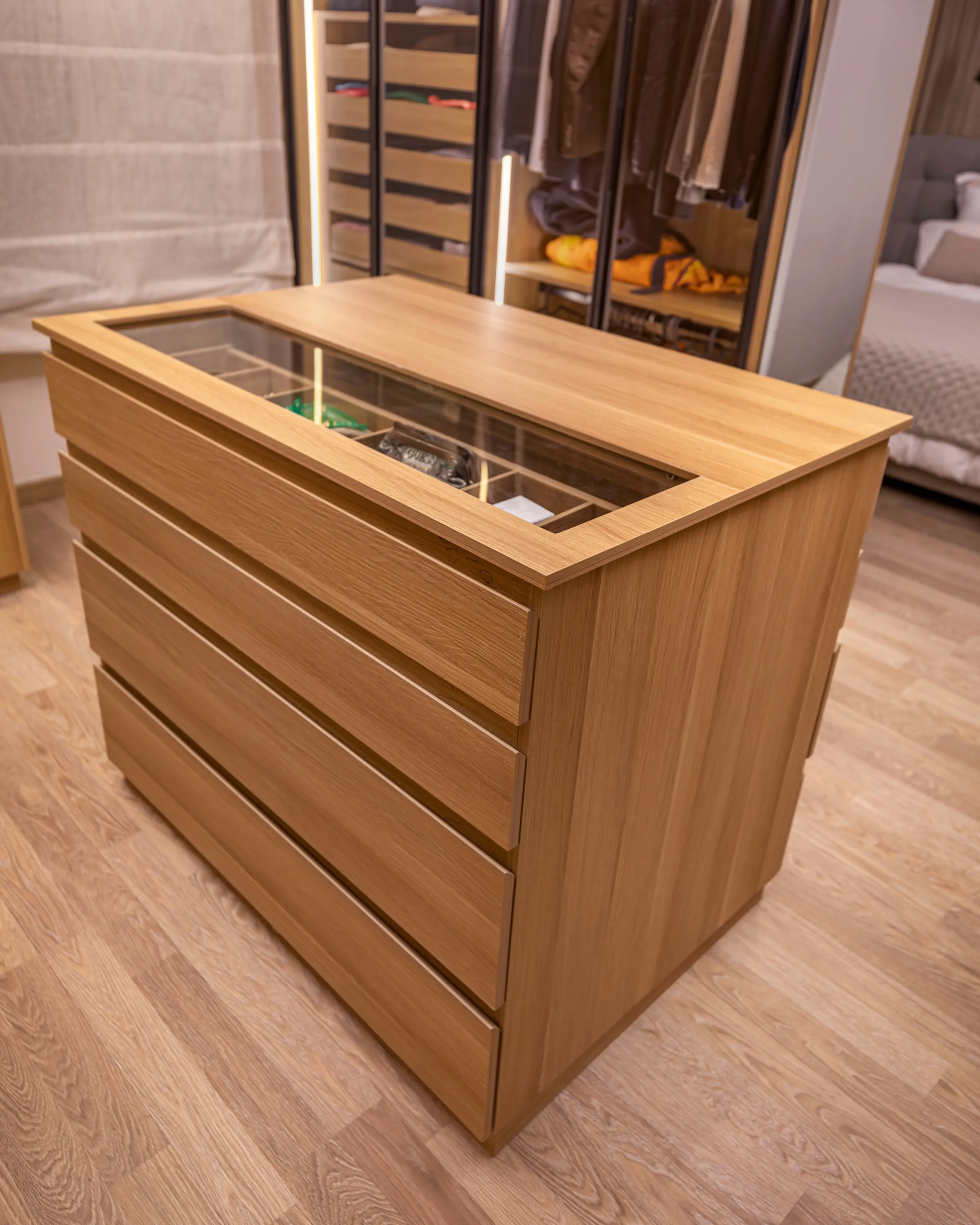 Closet island with glass display top, New Giza Duplex